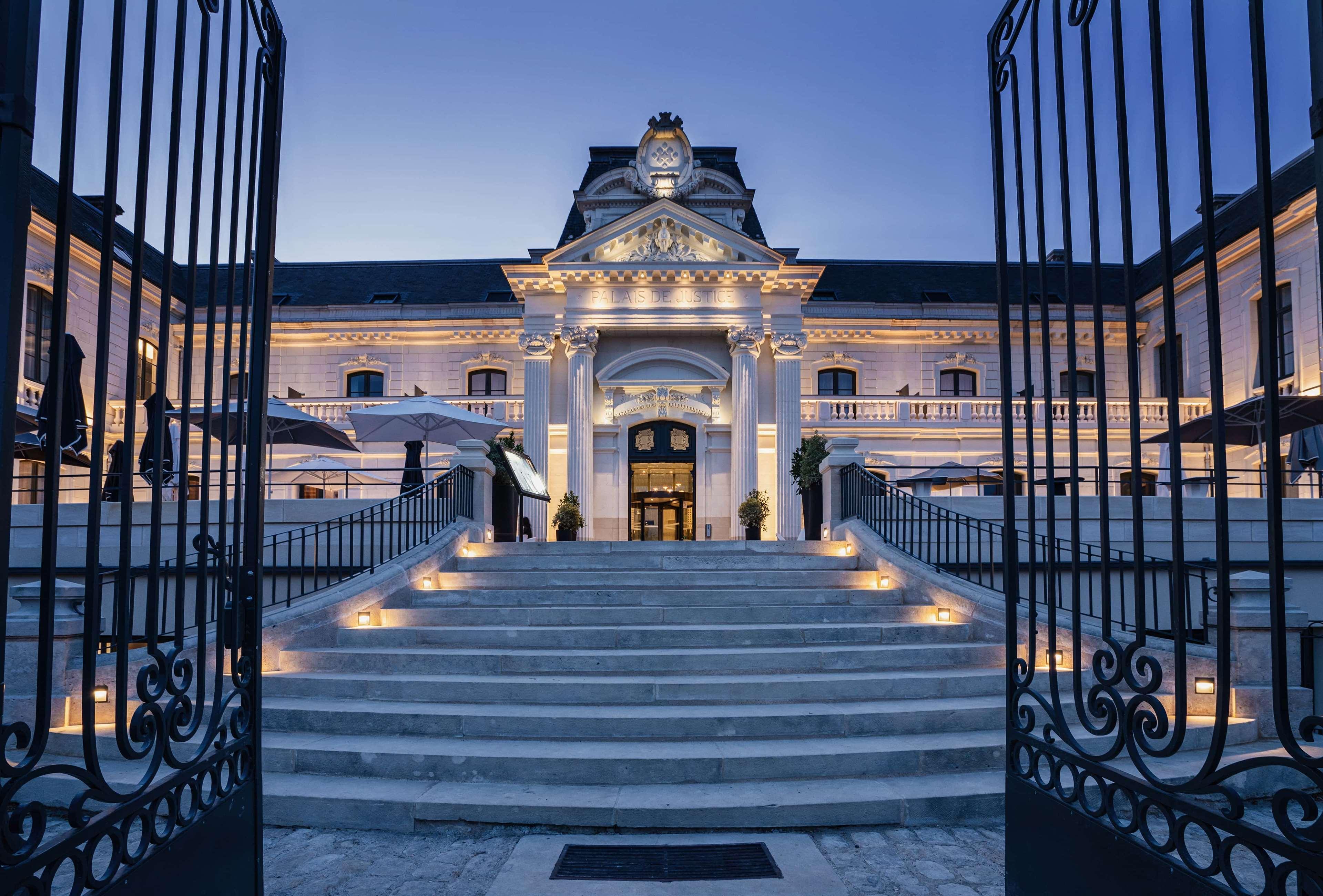 Best Western Premier Hotel De La Cite Royale Loches Ngoại thất bức ảnh